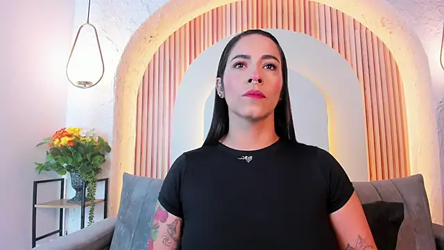 violet scott  online show from 07/06/26, 11:07