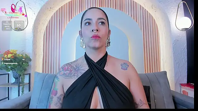 violet scott  online show from 07/10/26, 11:02