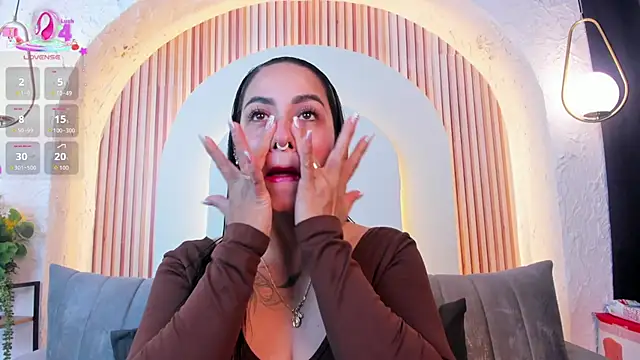 violet scott  online show from 07/24/26, 10:46