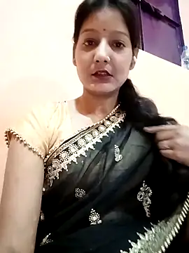 Snapshot of Ayesharani1 chatting on 04/04/26, 04:26 Ayesharani1 online show from 04/04/26, 04:26