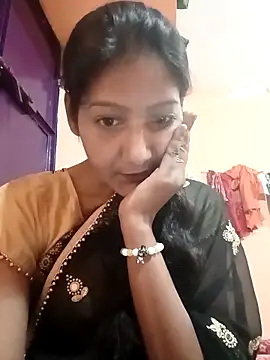 Snapshot of Ayesharani1 chatting on 04/08/26, 04:07 Ayesharani1 online show from 04/08/26, 04:07
