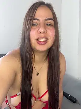 Snapshot of Alylatina chatting on 05/10/26, 04:01 Alylatina online show from 05/10/26, 04:01