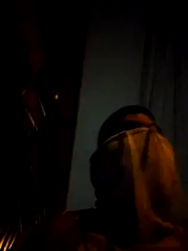 Snapshot of thom_1 chatting on 06/19/26, 10:41 thom 1 online show from 06/19/26, 10:41