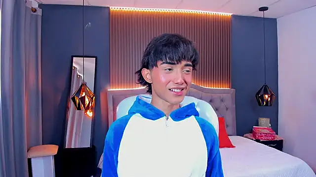 Snapshot of Noa_03 chatting on 03/16/26, 06:56 Noa 03 online show from 03/16/26, 06:56