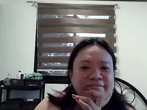 yummychubby29 online show from 02/11/26, 08:30