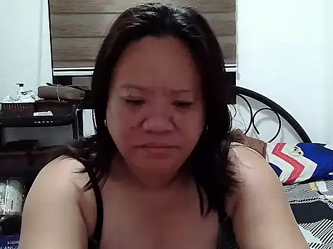 yummychubby29 online show from 02/21/26, 09:16