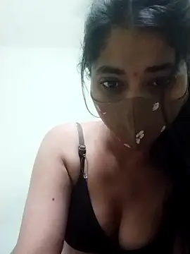 Snapshot of Kitti-Sharma chatting on 03/24/26, 10:20 Kitti-Sharma online show from 03/24/26, 10:20