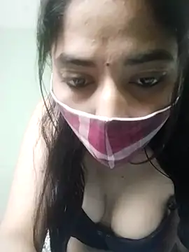 Snapshot of Kitti-Sharma chatting on 03/28/26, 08:03 Kitti-Sharma online show from 03/28/26, 08:03