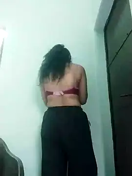 Snapshot of Kitti-Sharma chatting on 03/31/26, 10:15 Kitti-Sharma online show from 03/31/26, 10:15