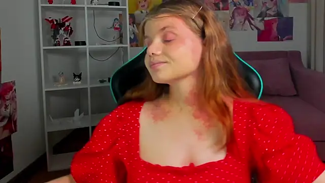 ChloeHalses online show from 06/08/26, 07:03
