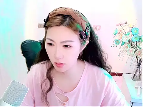 Snapshot of zhuzhu-66 chatting on 06/03/26, 01:14 zhuzhu-66 online show from 06/03/26, 01:14