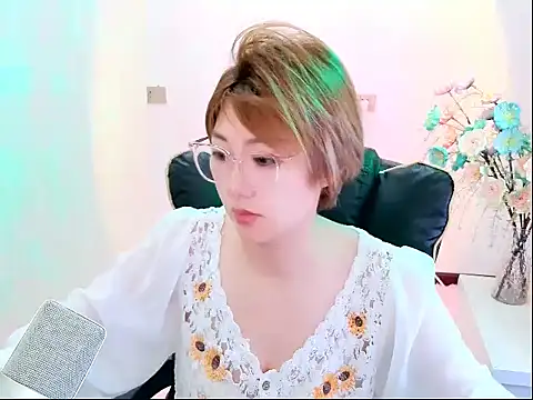 Snapshot of zhuzhu-66 chatting on 06/04/26, 06:08 zhuzhu-66 online show from 06/04/26, 06:08