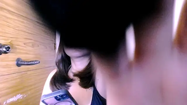 Snapshot of vien_pussy69 chatting on 05/24/26, 01:49 vien pussy69 online show from 05/24/26, 01:49