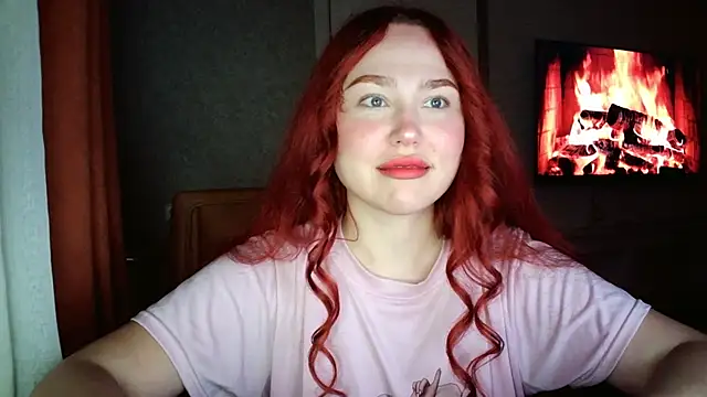 Snapshot of LolaaMint_ chatting on 05/03/26, 02:12 LolaaMint online show from 05/03/26, 02:12