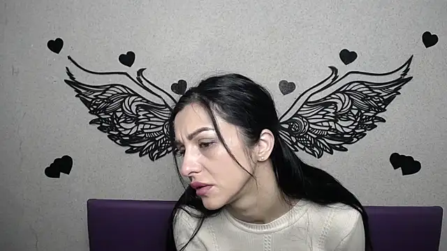 Snapshot of EvaClarkk chatting on 04/07/26, 05:08 EvaClarkk online show from 04/07/26, 05:08