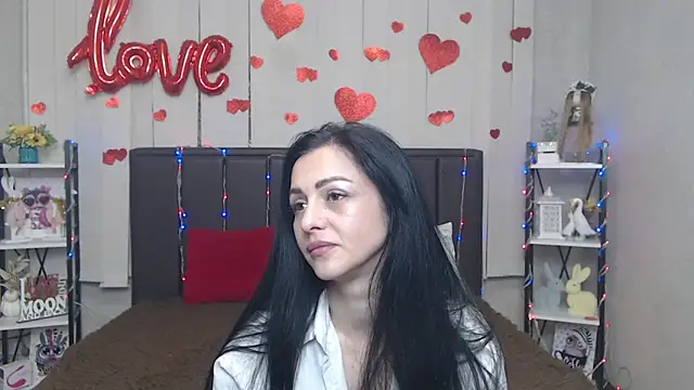 Snapshot of EvaClarkk chatting on 05/17/26, 05:20 EvaClarkk online show from 05/17/26, 05:20