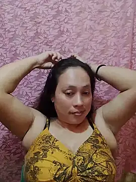 Snapshot of May_Bombs chatting on 03/20/26, 03:00 May Bombs online show from 03/20/26, 03:00