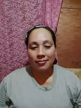 Snapshot of May_Bombs chatting on 03/29/26, 06:24 May Bombs online show from 03/29/26, 06:24
