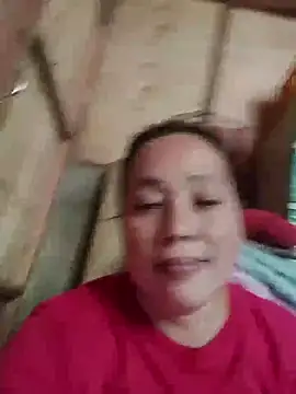 Snapshot of May_Bombs chatting on 04/03/26, 01:58 May Bombs online show from 04/03/26, 01:58