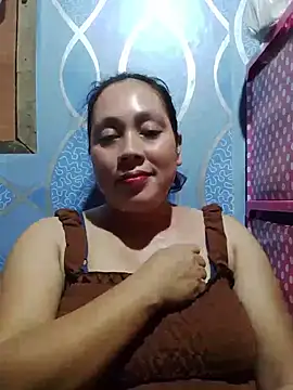 Snapshot of May_Bombs chatting on 04/09/26, 11:59 May Bombs online show from 04/09/26, 11:59