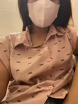 Snapshot of Miu_Xinh chatting on 05/02/26, 07:08 Miu Xinh online show from 05/02/26, 07:08