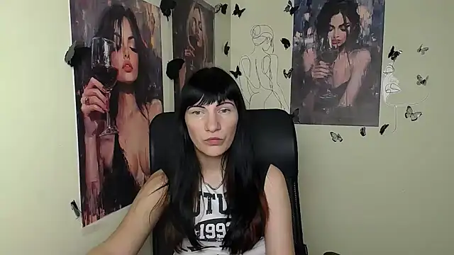 Snapshot of Rosalinda_ro chatting on 04/03/26, 12:03 Rosalinda ro online show from 04/03/26, 12:03