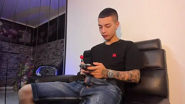 Snapshot of Dereck_Boy_ chatting on 03/31/26, 03:19 Dereck Boy online show from 03/31/26, 03:19