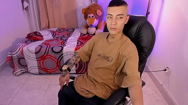 Snapshot of Dereck_Boy_ chatting on 05/11/26, 04:07 Dereck Boy online show from 05/11/26, 04:07