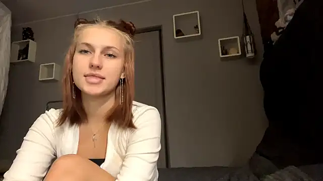 Snapshot of JeneeEady chatting on 02/05/26, 03:16 JeneeEady online show from 02/05/26, 03:16