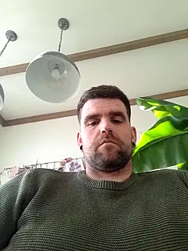 Snapshot of Bashard chatting on 02/09/26, 12:20 Bashard online show from 02/09/26, 12:20