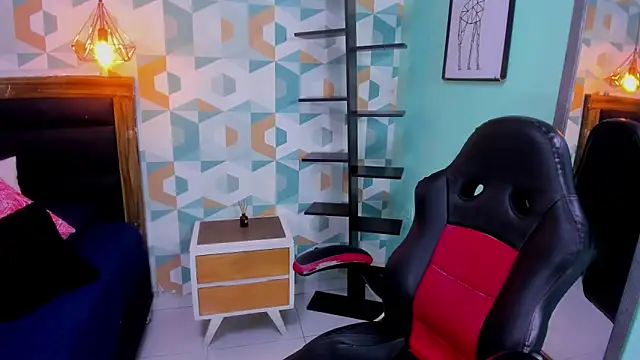 alixablake online show from 06/12/26, 12:15