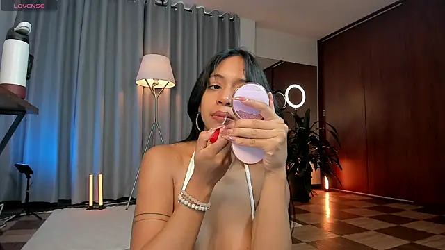 karinnixx online show from 07/27/26, 04:36
