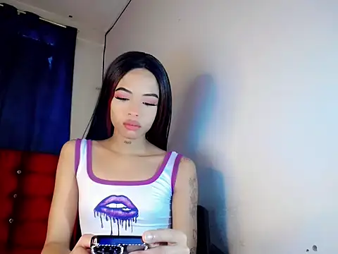 DahliaGill online show from 06/08/26, 04:51