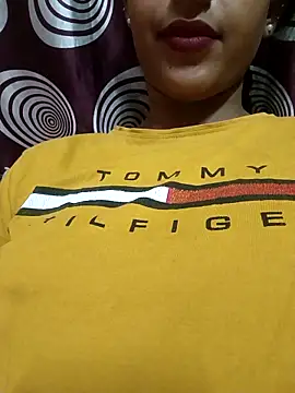 komalsharma99 online show from 05/04/26, 06:59