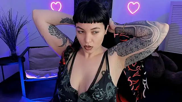 Snapshot of NeoGeisha chatting on 03/13/26, 01:07 NeoGeisha online show from 03/13/26, 01:07
