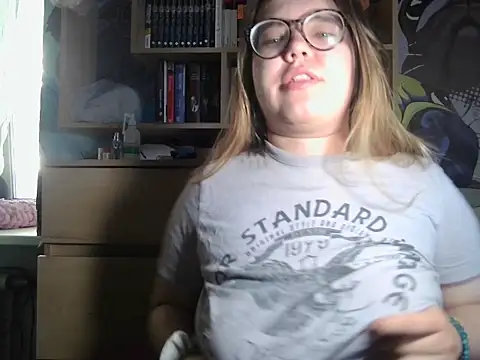 Helen foxygirl online show from 06/14/26, 01:14
