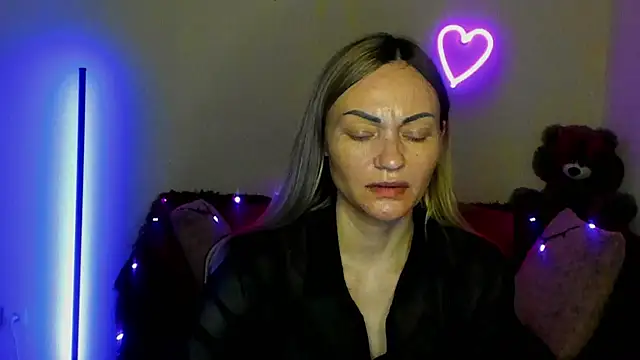 BlondMikey22 online show from 05/11/26, 04:04
