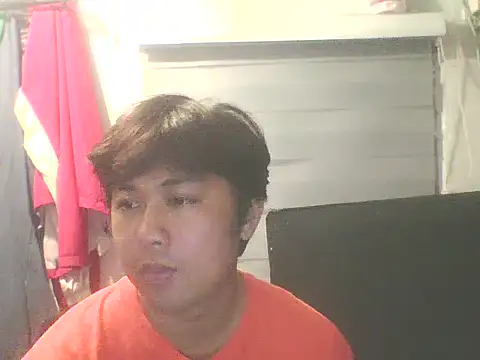 Snapshot of mattyXthridy chatting on 02/21/26, 12:39 mattyXthridy online show from 02/21/26, 12:39