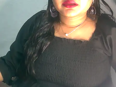 Saniya K2 online show from 02/25/26, 05:22