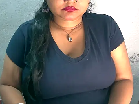 Snapshot of Saniya_K2 chatting on 07/04/26, 04:35 Saniya K2 online show from 07/04/26, 04:35