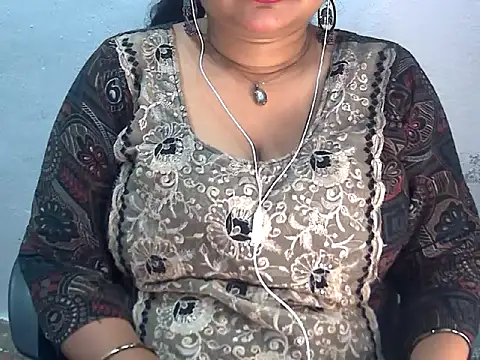 Snapshot of Saniya_K2 chatting on 07/07/26, 05:17 Saniya K2 online show from 07/07/26, 05:17