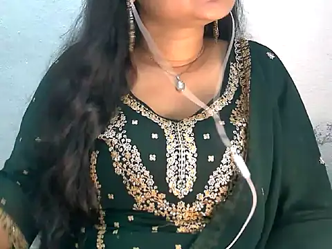 Snapshot of Saniya_K2 chatting on 07/25/26, 04:15 Saniya K2 online show from 07/25/26, 04:15