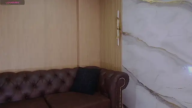 rox luxury tf online show from 07/09/26, 12:53
