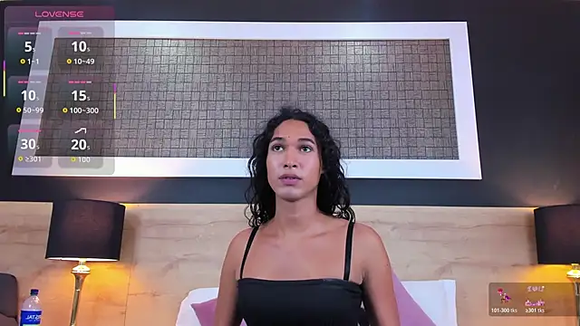 Chloee  Adams online show from 05/25/26, 08:48