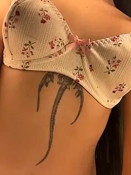 Snapshot of BadLilAngelXXX chatting on 03/09/26, 01:15 BadLilAngelXXX online show from 03/09/26, 01:15