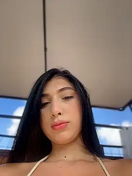 Snapshot of BadLilAngelXXX chatting on 04/02/26, 01:09 BadLilAngelXXX online show from 04/02/26, 01:09