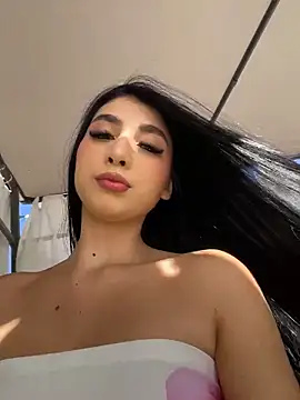 Snapshot of BadLilAngelXXX chatting on 05/31/26, 01:07 BadLilAngelXXX online show from 05/31/26, 01:07