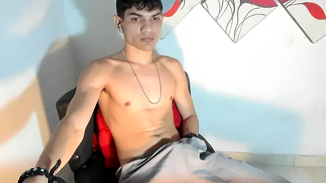 Jesshot bigcock20cm online show from 06/05/26, 06:52