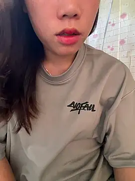 DoliceGirl2k online show from 06/25/26, 12:32