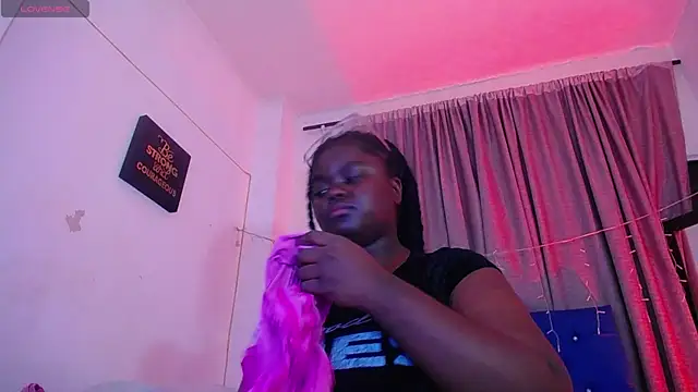 neighbor-ebony online show from 06/24/26, 03:16